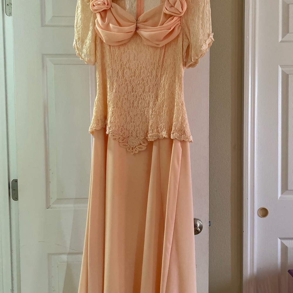 Women peach dress